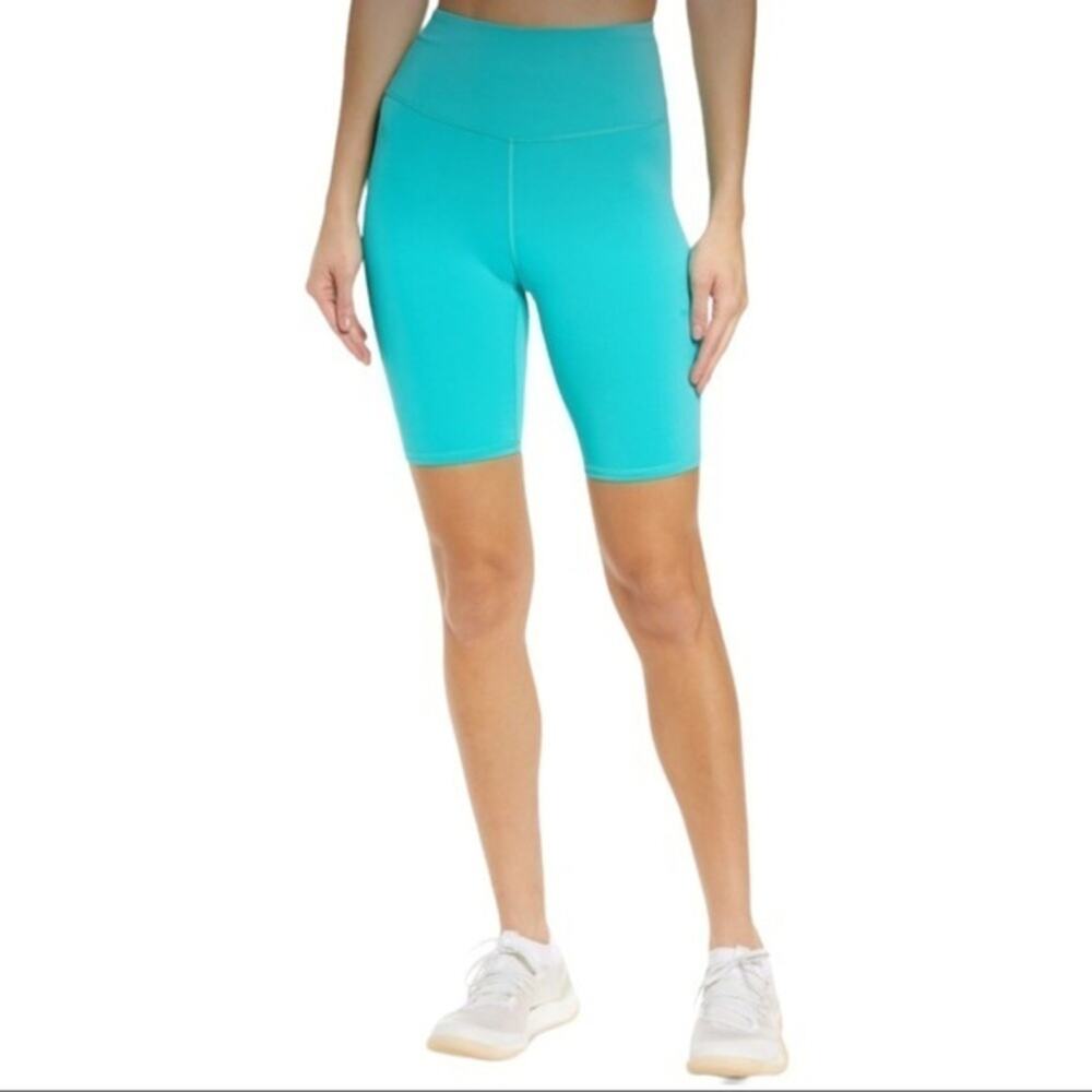 IVL Collective Hydrasculpt Bike Shorts in Ceramic Size 12 NWT